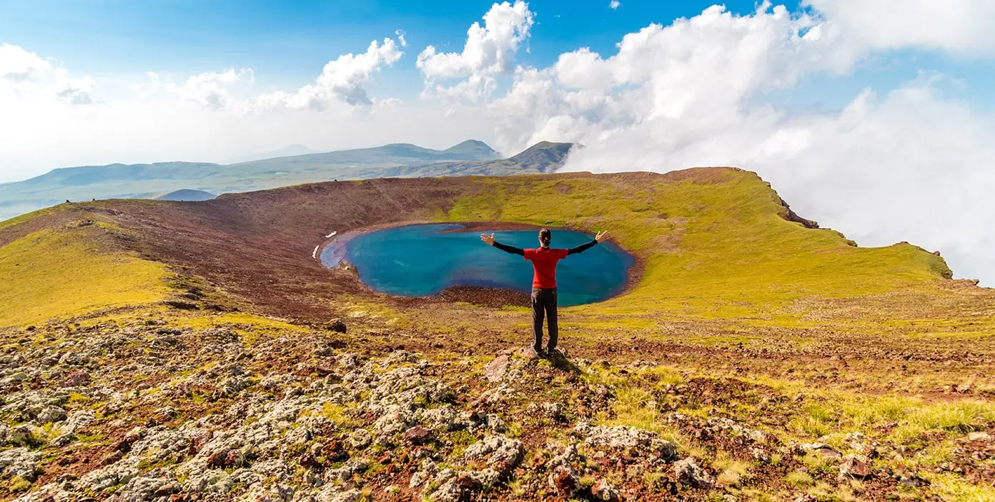 The Natural Wonders of Armenia with an E-Visa: From Mount Ararat to Lake Sevan